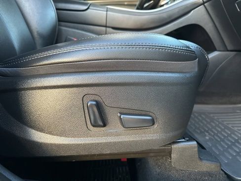 Used 2023 Hyundai Santa Fe SEL w/ Premium Package image 48