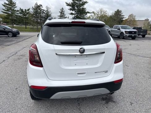 Used 2022 Buick Encore Preferred w/ Safety Package AWD/4WD image 27