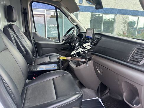 Used 2020 Ford Transit 250 Medium Roof RWD image 10