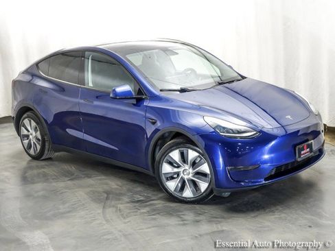 Used 2020 Tesla Model Y Long Range image 5