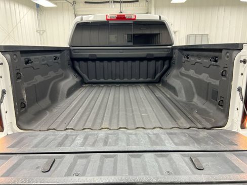 Used 2023 Chevrolet Colorado W/T w/ WT Convenience Package II AWD/4WD image 24