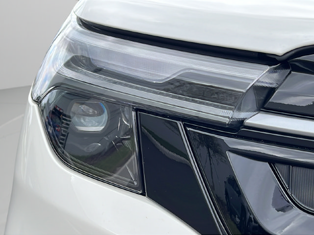 New 2026 Subaru Forester Touring AWD/4WD image 9