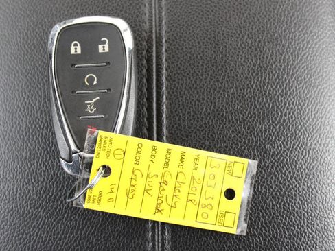 Used 2018 Chevrolet Equinox Premier image 29