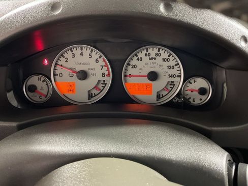 Used 2016 Nissan Frontier PRO-4X AWD/4WD image 26