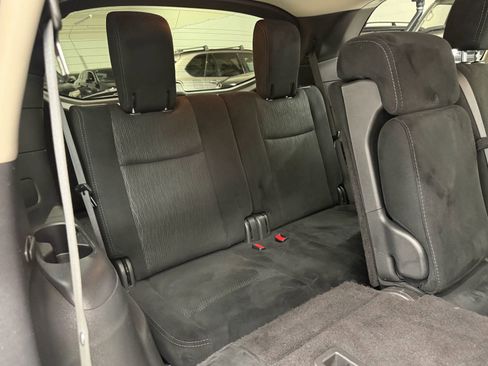 Used 2015 Nissan Pathfinder SV w/ Trailer Tow Package AWD/4WD image 21