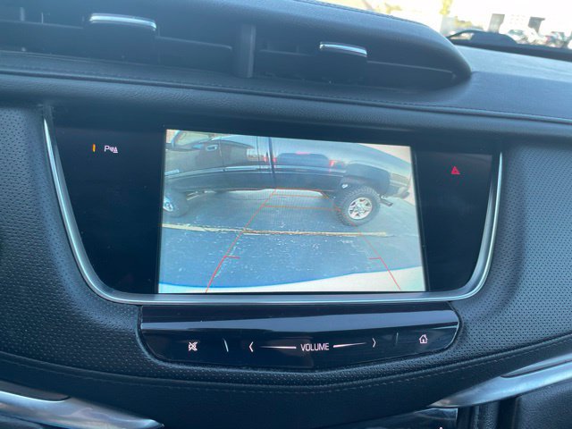 Used 2018 Cadillac XT5 Luxury w/ Driver Awareness Package AWD/4WD image 38