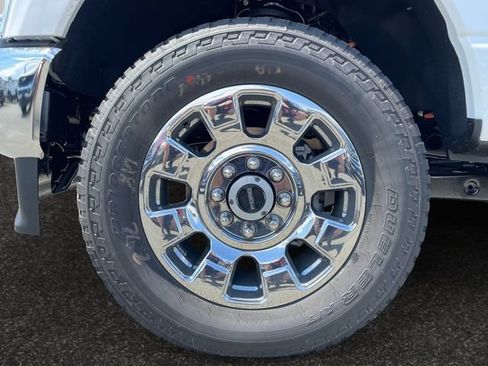 New 2026 Ford F350 4x4 Crew Cab Super Duty image 14