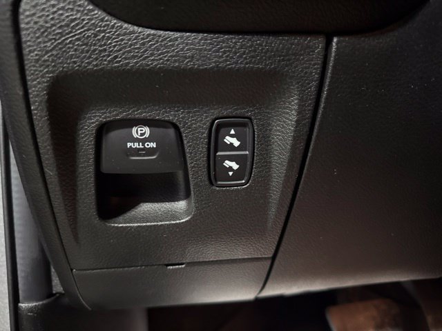 Used 2020 RAM 1500 Big Horn AWD/4WD image 8