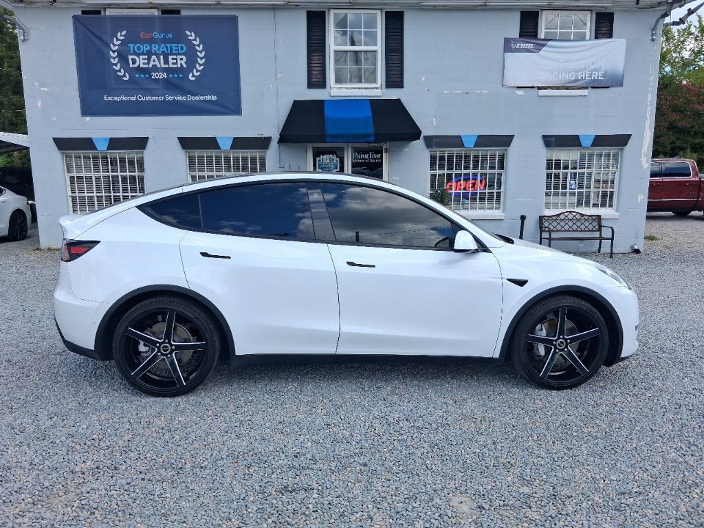 Used 2021 Tesla Model Y Long Range AWD/4WD image 19