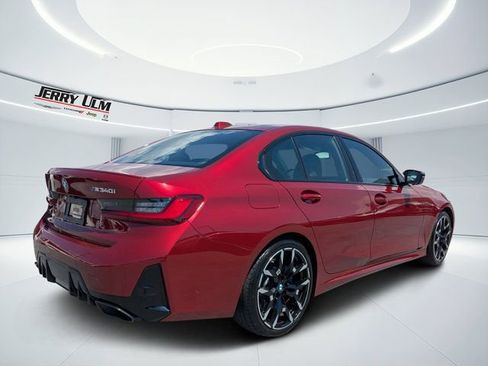 Used 2025 BMW M340i RWD image 3