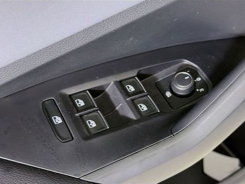 New 2026 Volkswagen Jetta SE image 19