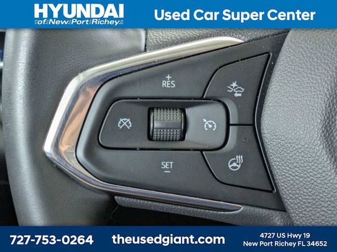 Used 2025 Chevrolet Trax LT w/ Driver Confidence Package FWD image 30