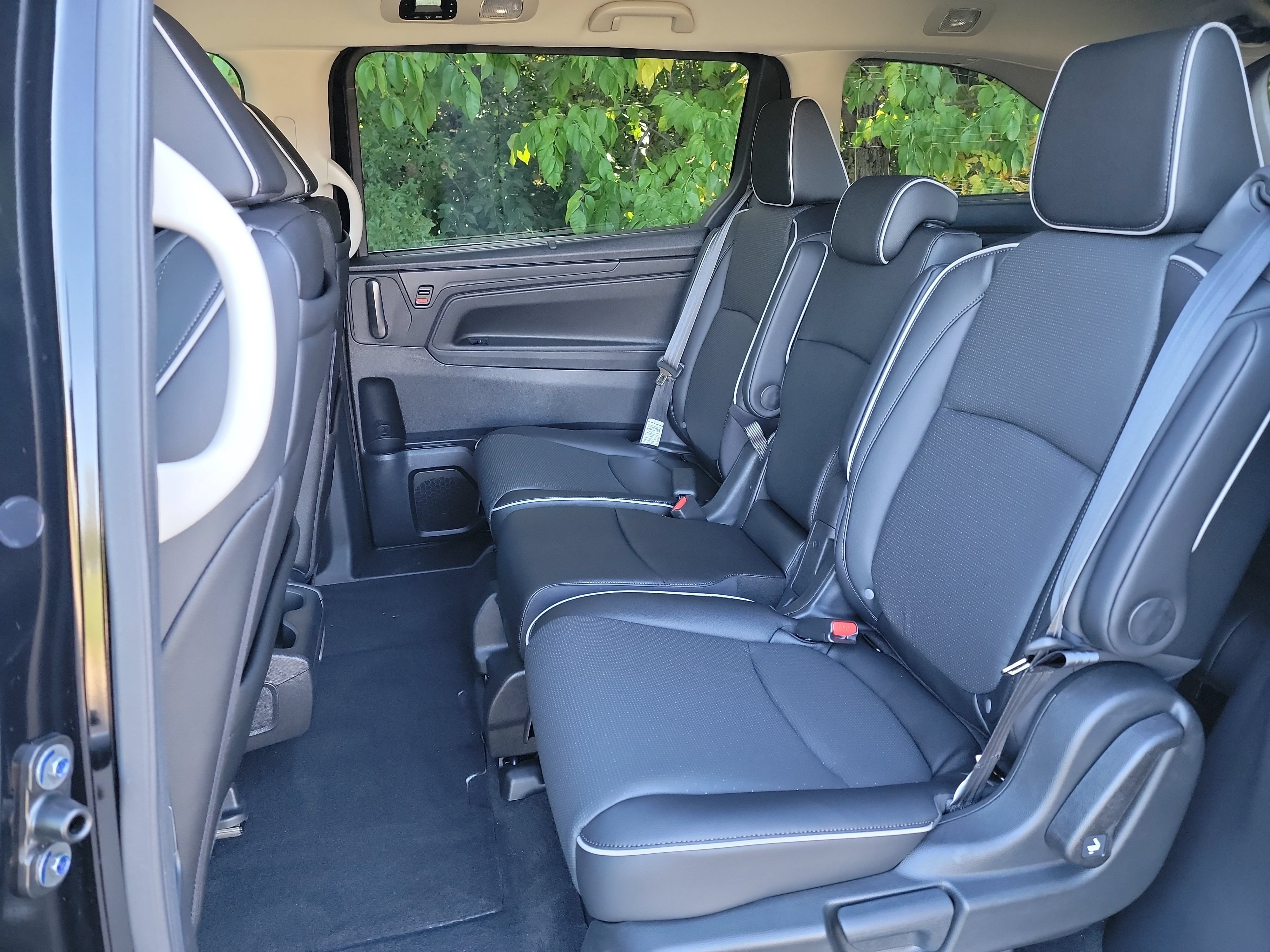 New 2027 Honda Odyssey Elite image 28