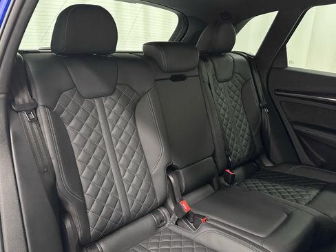 Used 2023 Audi SQ5 Prestige AWD/4WD image 22