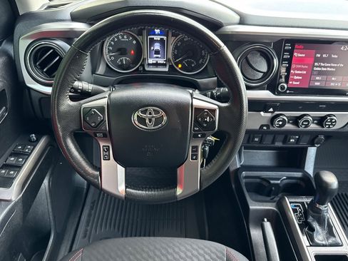 Certified 2023 Toyota Tacoma SR5 image 18