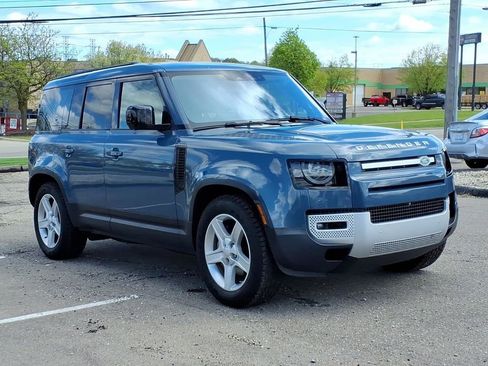 Used 2020 Land Rover Defender 110 AWD/4WD image 7