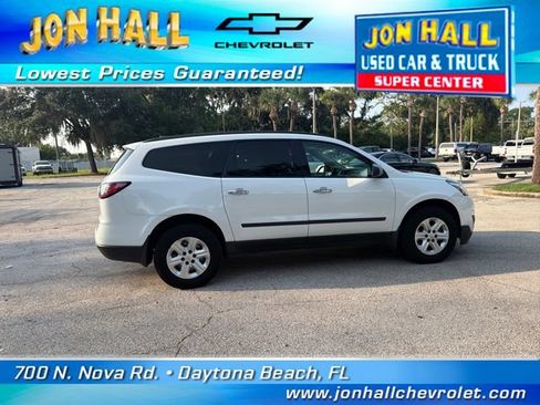 Used 2016 Chevrolet Traverse LS FWD image 11