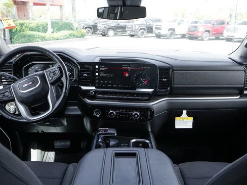 Used 2022 GMC Sierra 1500 Elevation w/ X31 Off-Road Package AWD/4WD image 25