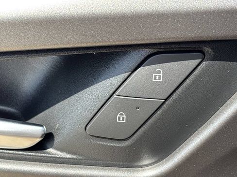 Used 2026 Chevrolet Equinox EV LT FWD image 20