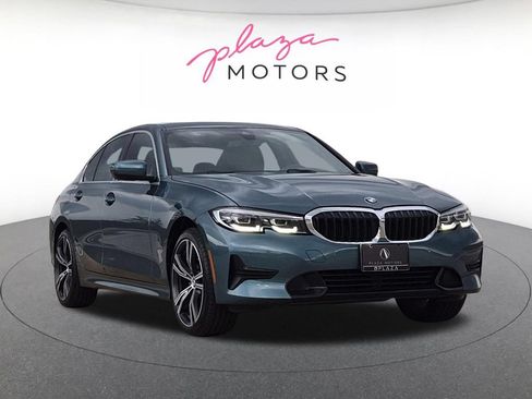 Used 2020 BMW 330i xDrive Sedan w/ Premium Package AWD/4WD image 3