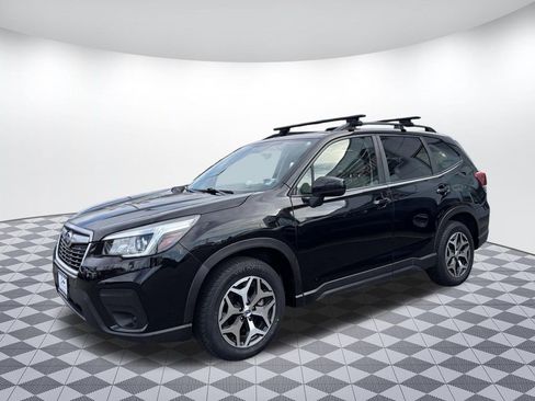 Used 2020 Subaru Forester Premium image 3