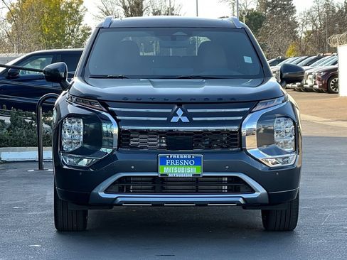 New 2026 Mitsubishi Outlander SEL FWD image 10