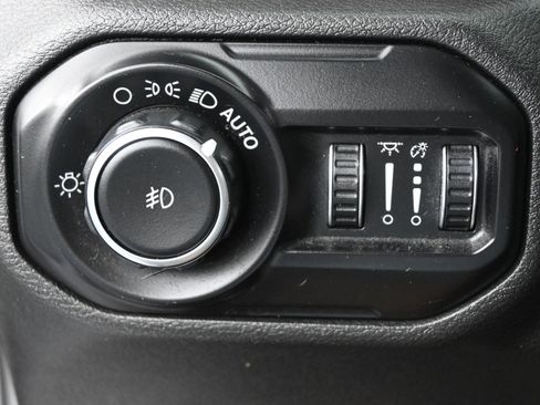 Used 2021 Jeep Wrangler Unlimited Rubicon AWD/4WD image 21
