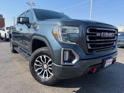 Used 2019 GMC Sierra 1500 AT4 w/ AT4 Preferred Package AWD/4WD image 2