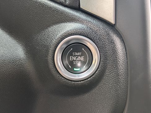 Used 2020 Chevrolet Silverado 1500 LT w/ All-Star Edition image 30