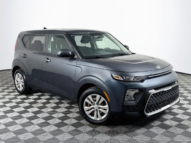 Used 2020 Kia Soul LX FWD image 2