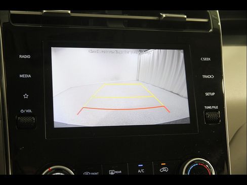Certified 2023 Hyundai Tucson SEL AWD/4WD image 12