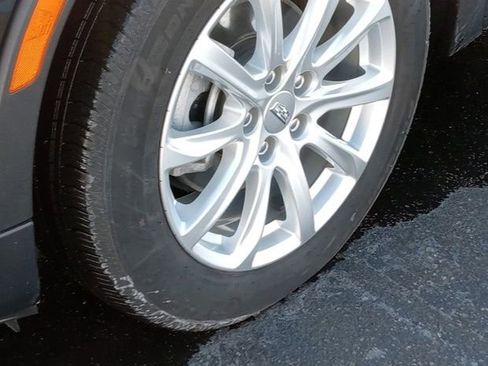 Used 2023 Cadillac XT4 Luxury image 6