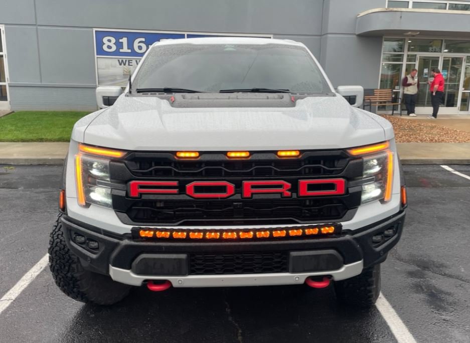 Used 2025 Ford F150 Raptor AWD/4WD image 2