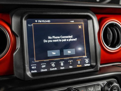Used 2021 Jeep Wrangler Unlimited Rubicon AWD/4WD image 26