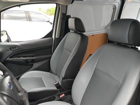 Used 2018 Ford Transit Connect XL FWD image 13