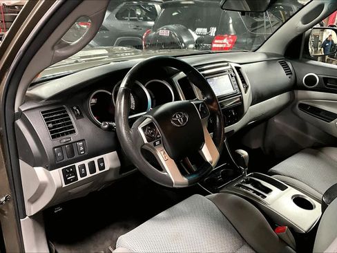 Used 2015 Toyota Tacoma 4x4 Double Cab image 15