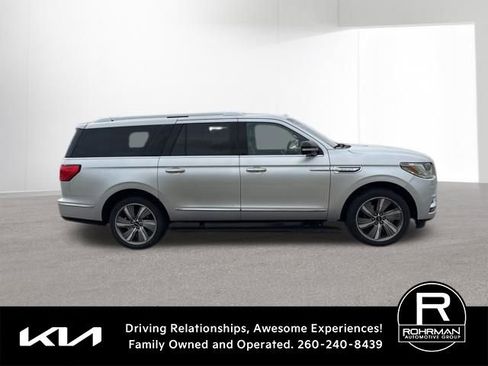 Used 2018 Lincoln Navigator L Reserve w/ Technology Package image 6