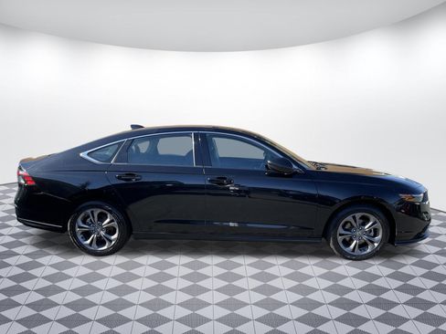 Used 2024 Honda Accord EX image 2