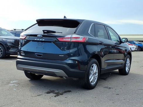 Used 2024 Ford Edge SEL w/ Convenience Package AWD/4WD image 5