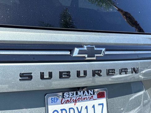Used 2023 Chevrolet Suburban RST RWD image 29