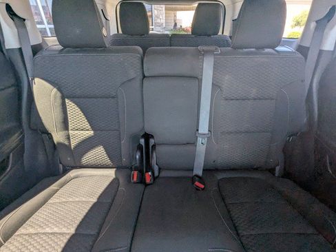 Used 2018 GMC Acadia SLE AWD/4WD image 21