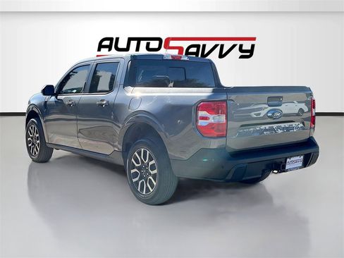 Used 2022 Ford Maverick Lariat image 5