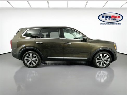 Used 2022 Kia Telluride S image 10