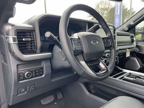 New 2026 Ford F250 Platinum image 17