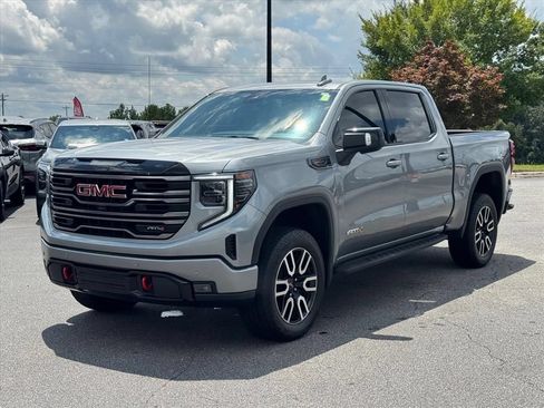 Used 2025 GMC Sierra 1500 AT4 w/ AT4 Premium Package AWD/4WD image 7