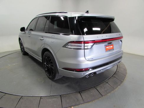Used 2024 Lincoln Aviator Reserve w/ Jet Package AWD/4WD image 5