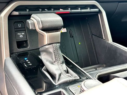 Used 2023 Toyota Tundra Limited w/ Power Package AWD/4WD image 17