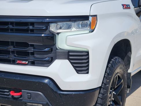 Used 2023 Chevrolet Silverado 1500 LT Trail Boss w/ Protection Package AWD/4WD image 10