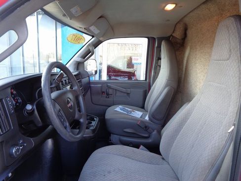 Used 2017 GMC Savana 2500 image 18