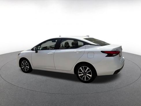 Used 2025 Nissan Versa SV image 10